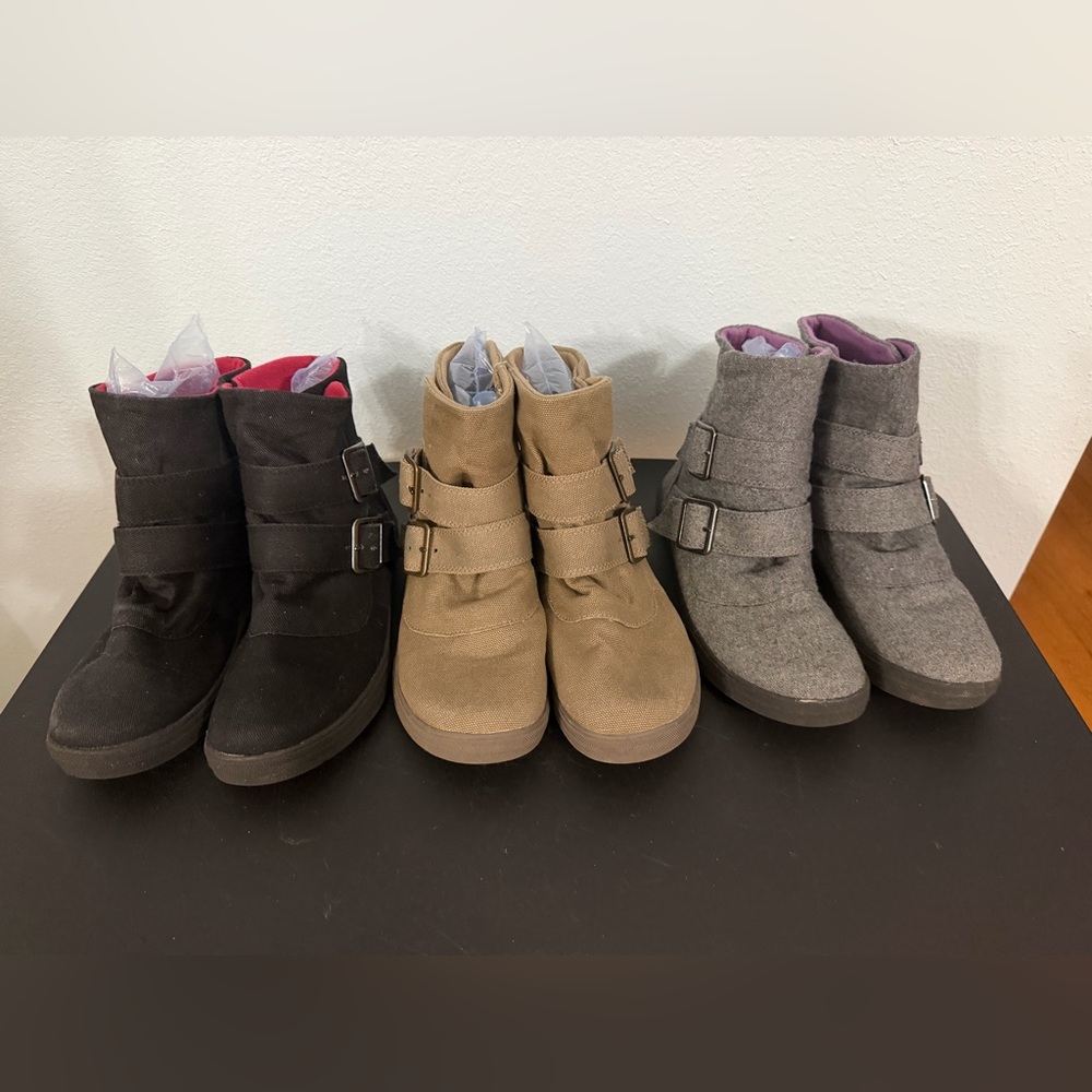 SO Women's Ankle Booties Trio in Black, Tan, and Gray